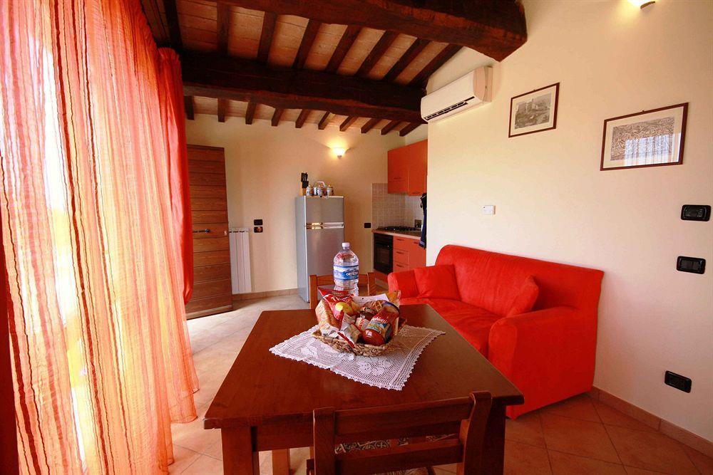 Santa Maria Degli Ancillotti Guest House Petrignano ภายนอก รูปภาพ