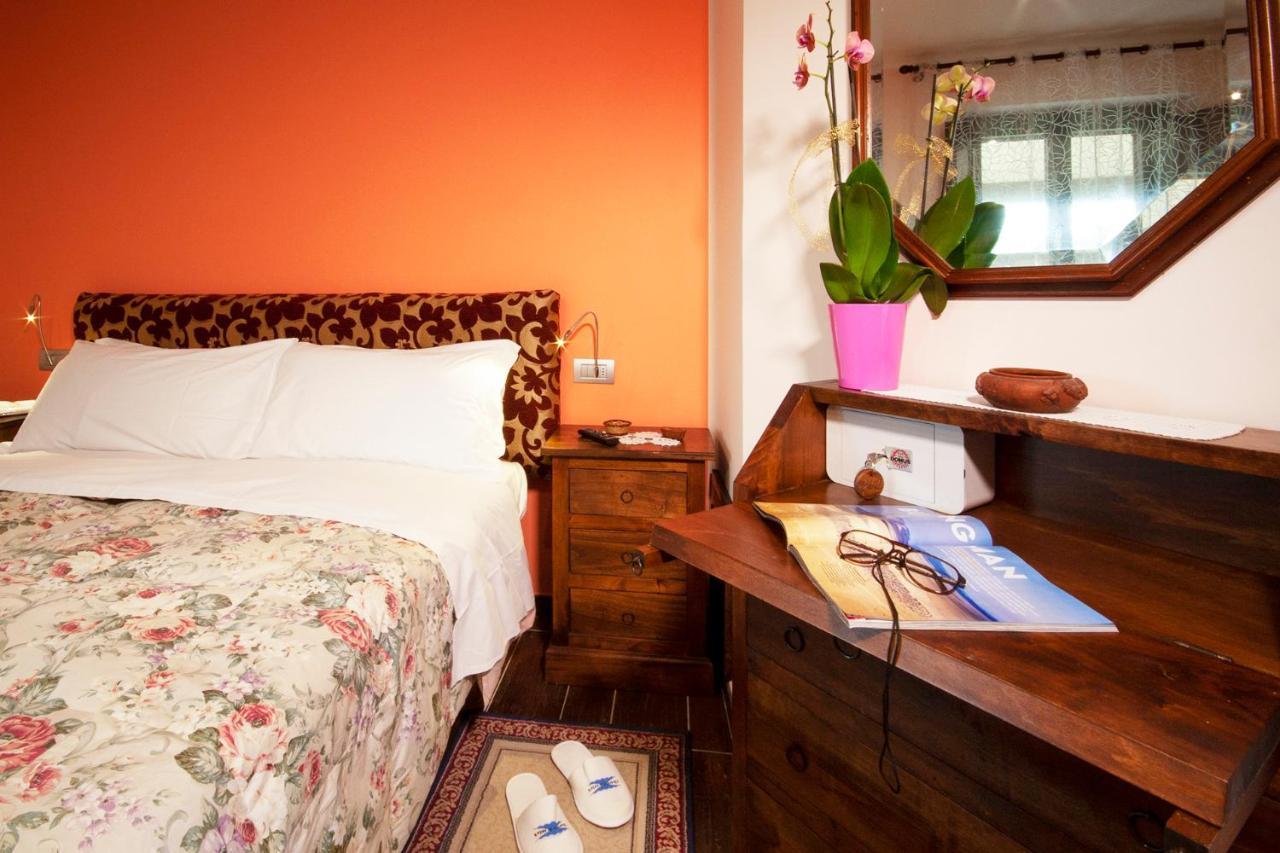 Santa Maria Degli Ancillotti Guest House Petrignano ภายนอก รูปภาพ